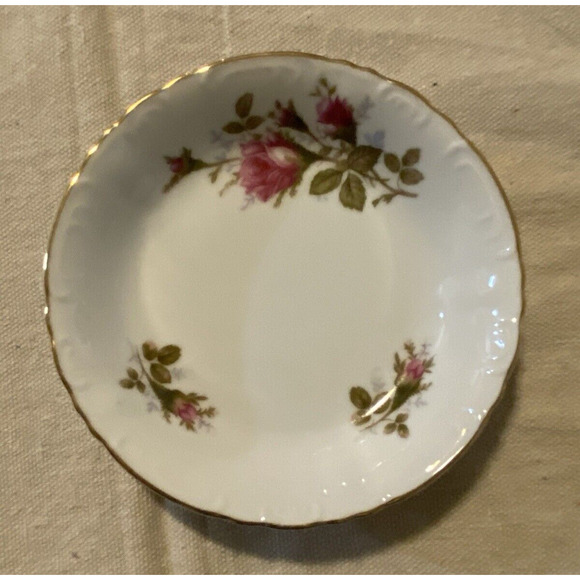 New Royal Rose Fine China 5 1/2" Berry Bowls, Set of 2 & 5 1/2" Saucers Set of 2 - Picture 4 of 12